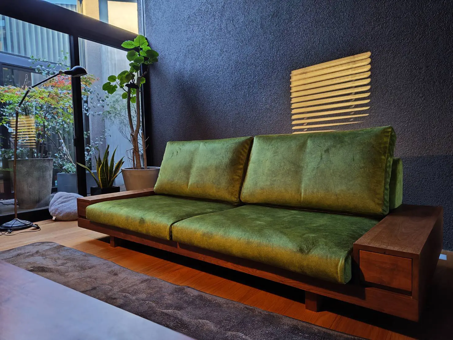 アスワン株式会社